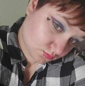 Meet your Posher, Caitlyn